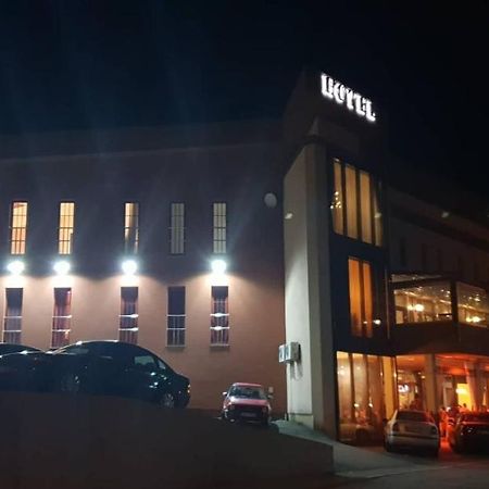 Hotel Urban Buzim エクステリア 写真